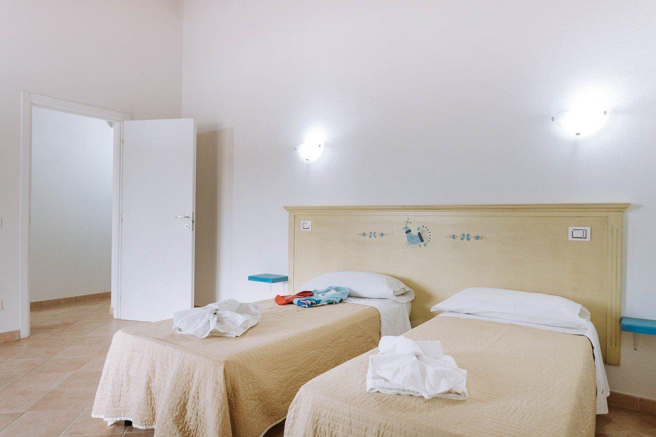 Aparthotel Baia delle Mimose Badesi Esterno foto